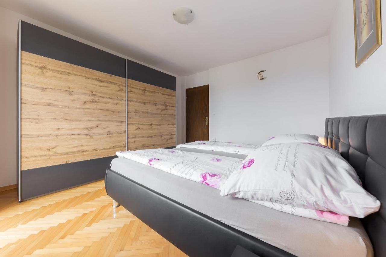Apartment Valy - Free Bikes, Relaxing Terrace & Near بليد المظهر الخارجي الصورة