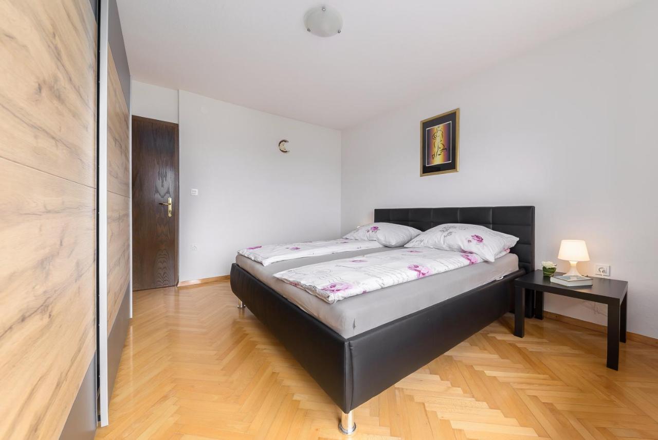 Apartment Valy - Free Bikes, Relaxing Terrace & Near بليد المظهر الخارجي الصورة